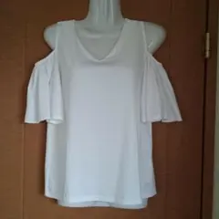 INGNI、オフショルダートップス