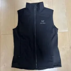 ARC'TERYX アトムSLベスト ブラック サイズS - メルカリ