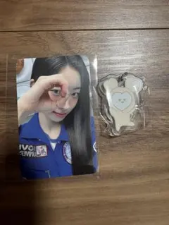 10VE UNIVERSE ダヒョン オンライン　特典　アクリルキーホルダー