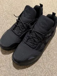 Reebok フューリーライト 95（モデル：FURYLITE 95）　ブラック