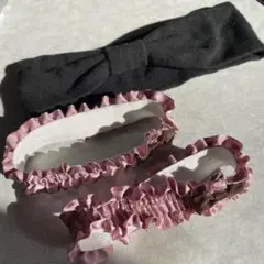 ヘアバンド、アームバンドセット（ブラック・ピンク）