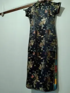 LAOGUDAI ドラゴン柄 チャイナドレス M 黒 ロング丈 半袖 美品