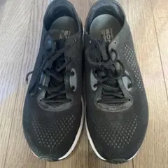 S1226.3 Under Armour スニーカー