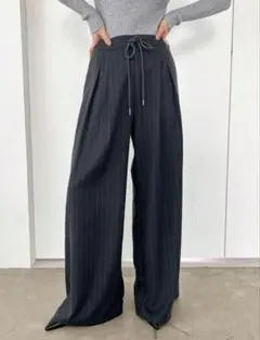 ストライプ　スラックス　ワイドパンツ グレー XS オフィスカジュアルのサムネイル