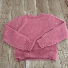 ピンク クルーネック 長袖セーター　ふわふわニット