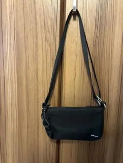 スノーピーク ブラックナイロンサコッシュのサムネイル