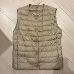 UNIQLO ULTRA LIGHT DOWN ベスト ベージュ