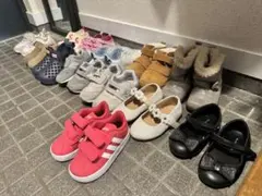キッズシューズ　各ブランド13足セット