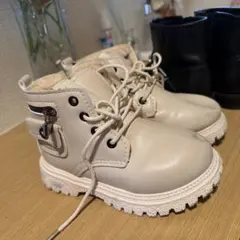 ホワイト ベビーブーツ ファスナー付き