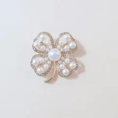 パール クローバー・華やか 植物 パール 幸運 ホワイト c2-1-3603