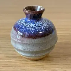 陶器製 一輪挿し ミニ花瓶 花器 高さ約5cm