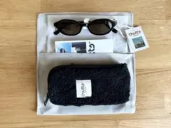 新品未使用 Chutts サングラス LUKA BLACK / Mapleのサムネイル