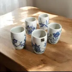 青い花柄の陶器製湯飲み5個セット