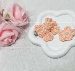 ピンクのリボンとお花のヘアクリップ