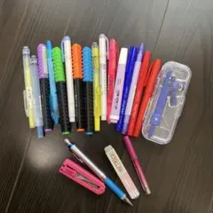 文房具セット ペン マーカーなど