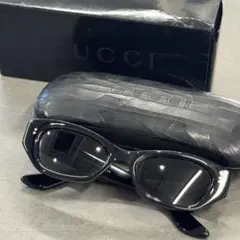 GUCCI グッチ サングラス GG2413 黒 シルバー金具 ソフトケース付き