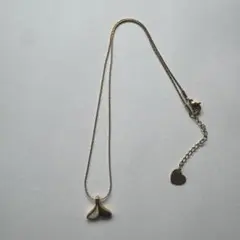 ホエールテール ネックレス Lialea