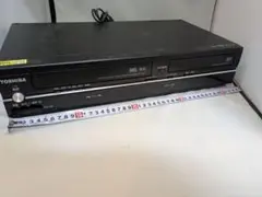 Item thumbnail for item 79d3f8e6-7530-4e0e-adad-b6304d1daf0b