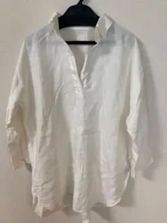 アーバンリサーチドアーズ　ホワイトリネンプルオーバーシャツ