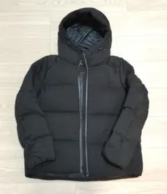 ユニクロ　シームレスダウンジャケット L ブラック