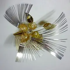 ヘアコーム　簪　ヘアアクセサリー　華やか　花　ビーズ　髪飾り