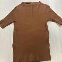UNIQLO ブラウン リブ編み 半袖トップス