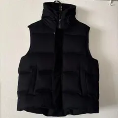 トゥモローランド　ダウンベスト フード付き