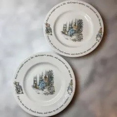 WEDGWOOD　ピーターラビットシリーズ　20㎝プレート２枚のサムネイル