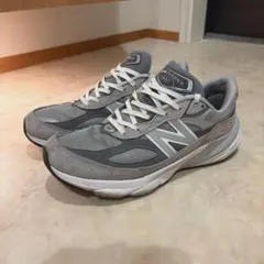 New Balance 990v6 グレー スニーカーのサムネイル