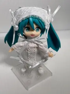 【ハンドメイド】ねんどろいどどーる用白ゴスロリ服5点セットEのサムネイル