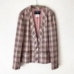 お値下げ中！【ヴィンテージ】CHANEL チェックジャケット　ピンク　ツイードのサムネイル