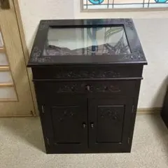 アクセサリ−が見える栗材の卓上チェスト 木製ガラス天板 ディスプレイ収納ボックス アクセサリ−が見える栗材の卓上チェスト 木製ガラス天板 ディスプレイ