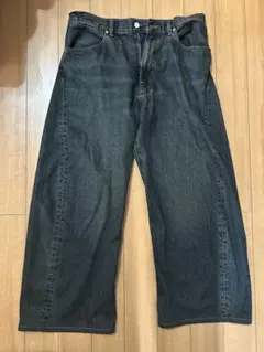 【GU】ワイドジーンズ（メンズL）ダボっと履けるタイプのサムネイル