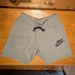NIKE AIR スウェットショートパンツ グレーのサムネイル