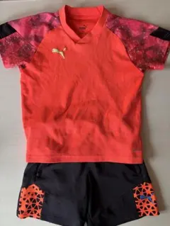 Puma オレンジ Tシャツとショートパンツセット130センチ