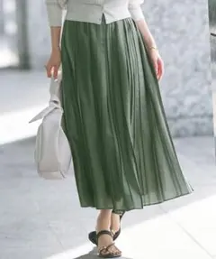試着のみ美品⭐︎23区【洗える】シアーコンビ プリーツ スカートのサムネイル