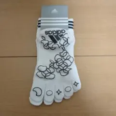 アディダス　5本指　ソックス　靴下　21〜23 新品未使用