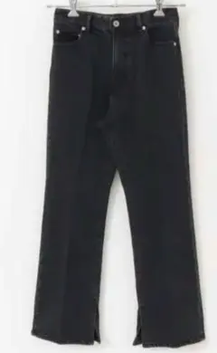 Item thumbnail for item 9e540a25-d667-48ef-b2f7-cc1041fcd0f3