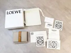 LOEWE ロエベ　トライフォールド　レザー　三つ折り財布 ベージュ ピンク