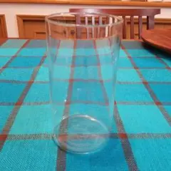アンティークガラス シンプルな花瓶のサムネイル