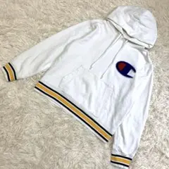 チャンピオン　champion パーカー　プルオーバー　ロゴ　ホワイト　Sサイズ