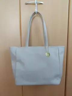 Item thumbnail for item 3e27b0d5-893a-4108-a424-940457f5b08e