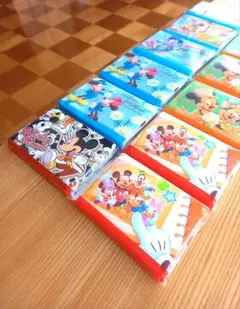 【ディズニー】未使用／mickey & friendsポケットティッシュ／12個のサムネイル