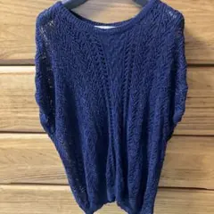 アース　透かし編み　紺色　ニット　半袖
