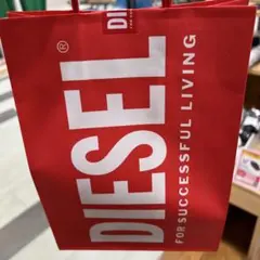 DIESEL ロゴ入り赤ショッピングバッグ 小