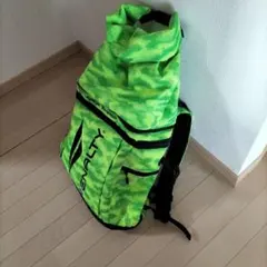 PENALTY 蛍光グリーン 迷彩リュックのサムネイル