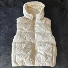 ♡新品‼︎♡アイボリー フード付きダウンベスト 100cm以上