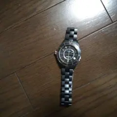 CHANEL J12 自動巻き ブラック セラミックのサムネイル