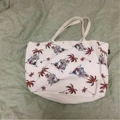 w closet 限定トートバッグのサムネイル