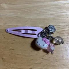 ハローキティ チャーム付きヘアピン